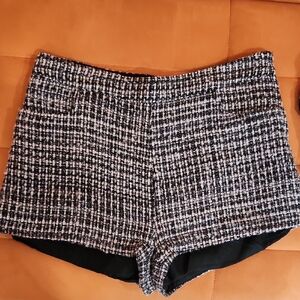 Stylish Wool Black and White Tweed Women Shorts